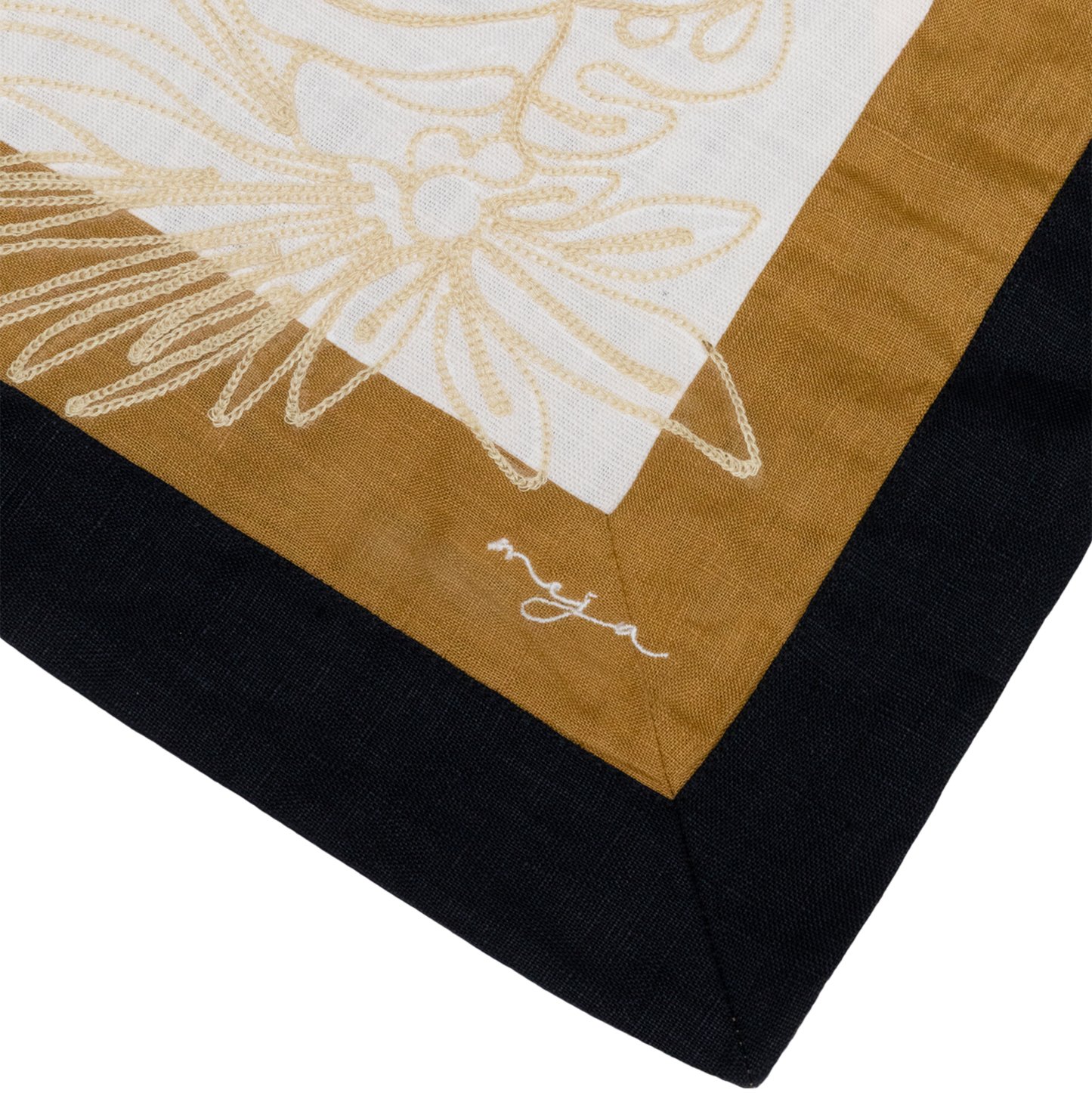 The Les Feuilles De Broderie Tablemat
