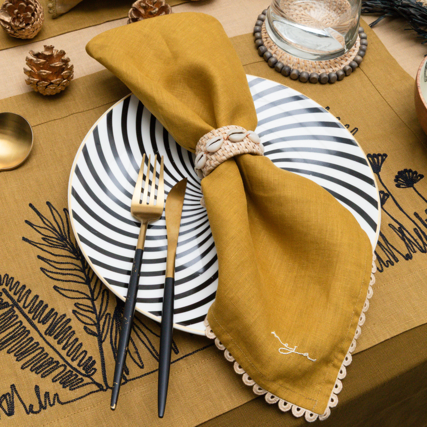 The Earth Lace Napkin - Set of 2
