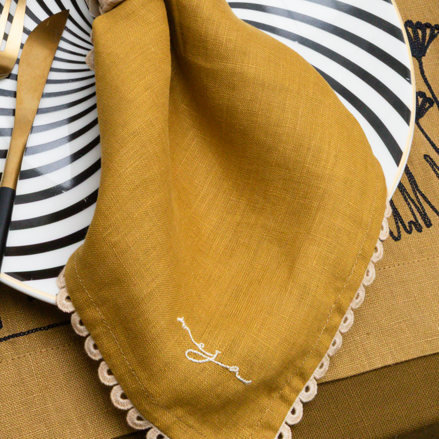 The Earth Lace Napkin - Set of 2