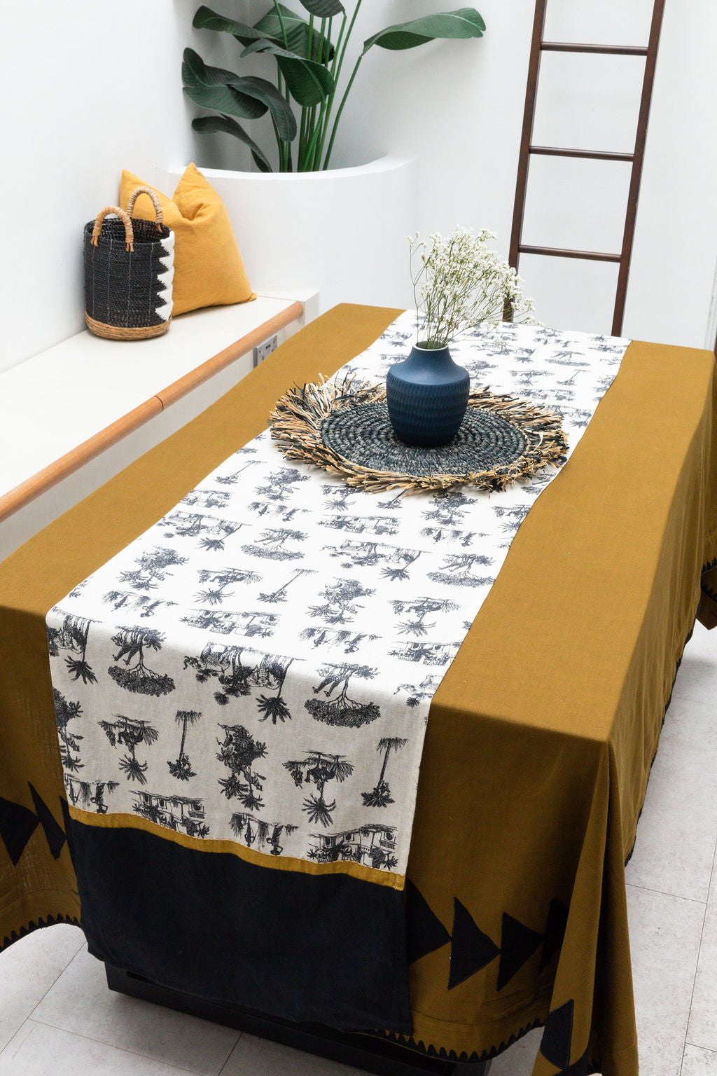 The Marvee Table Runner