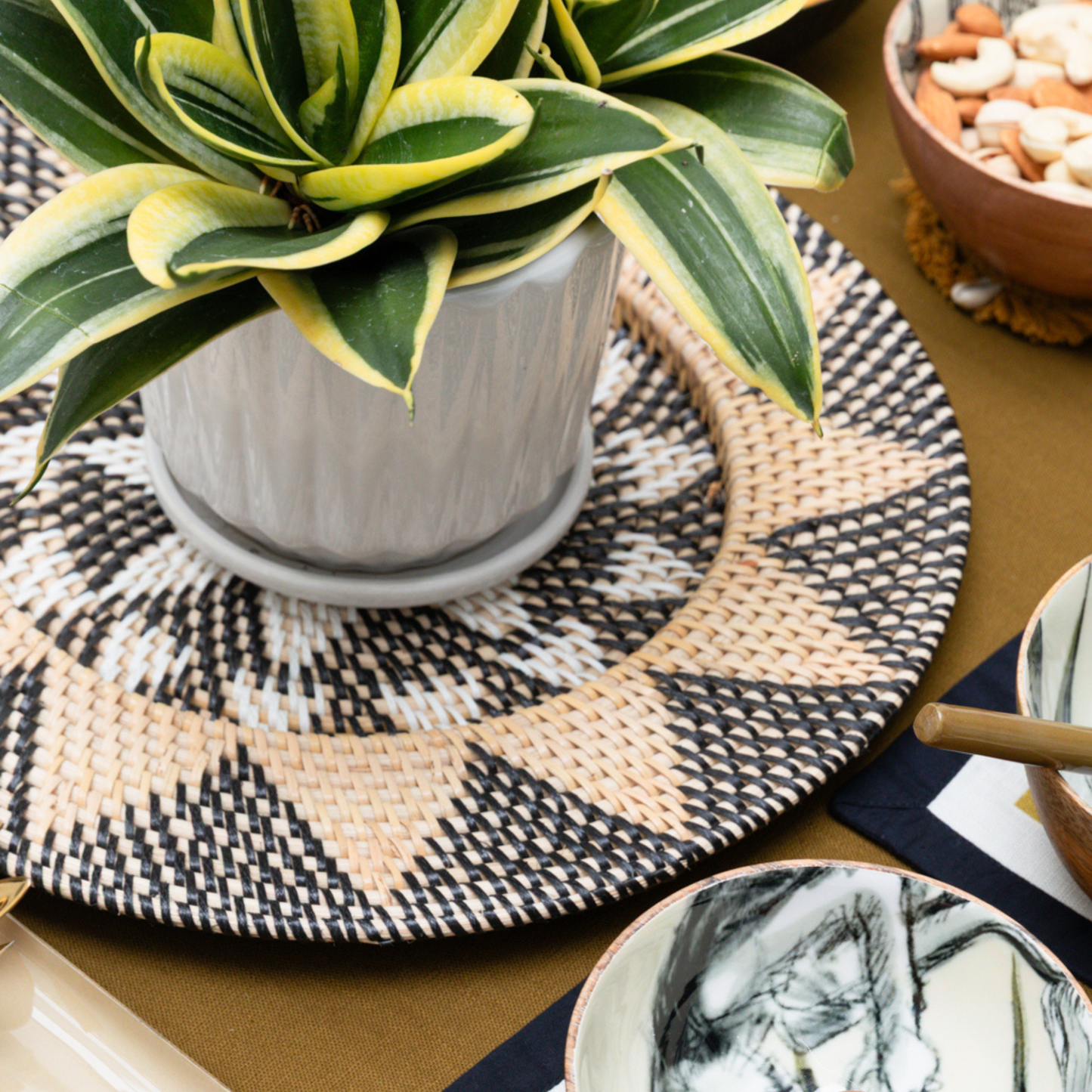 The Tribal Walnut Mat 
