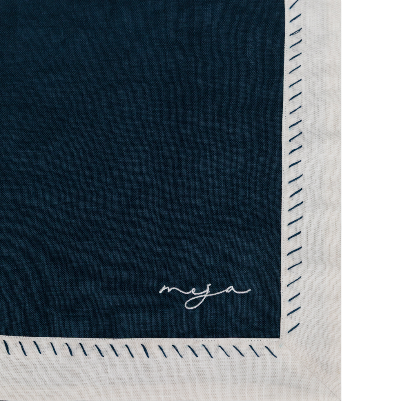 The Bluwing Double Border Tablemat